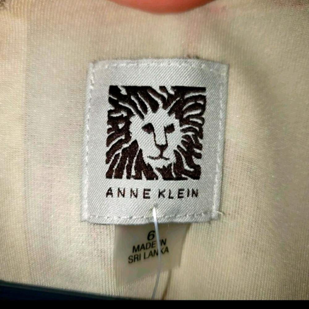 Anne Klein Knee high Dress - Picture 7 of 7